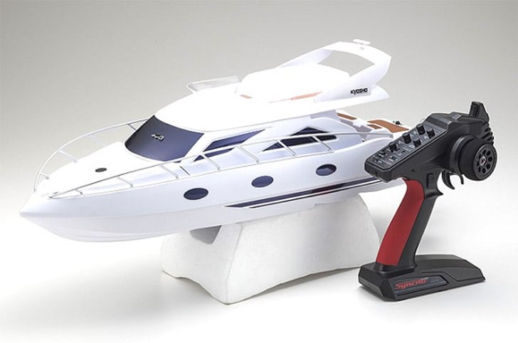 قایق کنترلی KYOSHO EP Majesty 600 40133