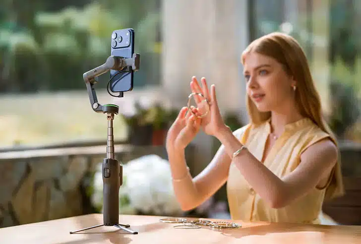 اسمو موبایل 8P شارژدهی با دوام Osmo Mobile 8P